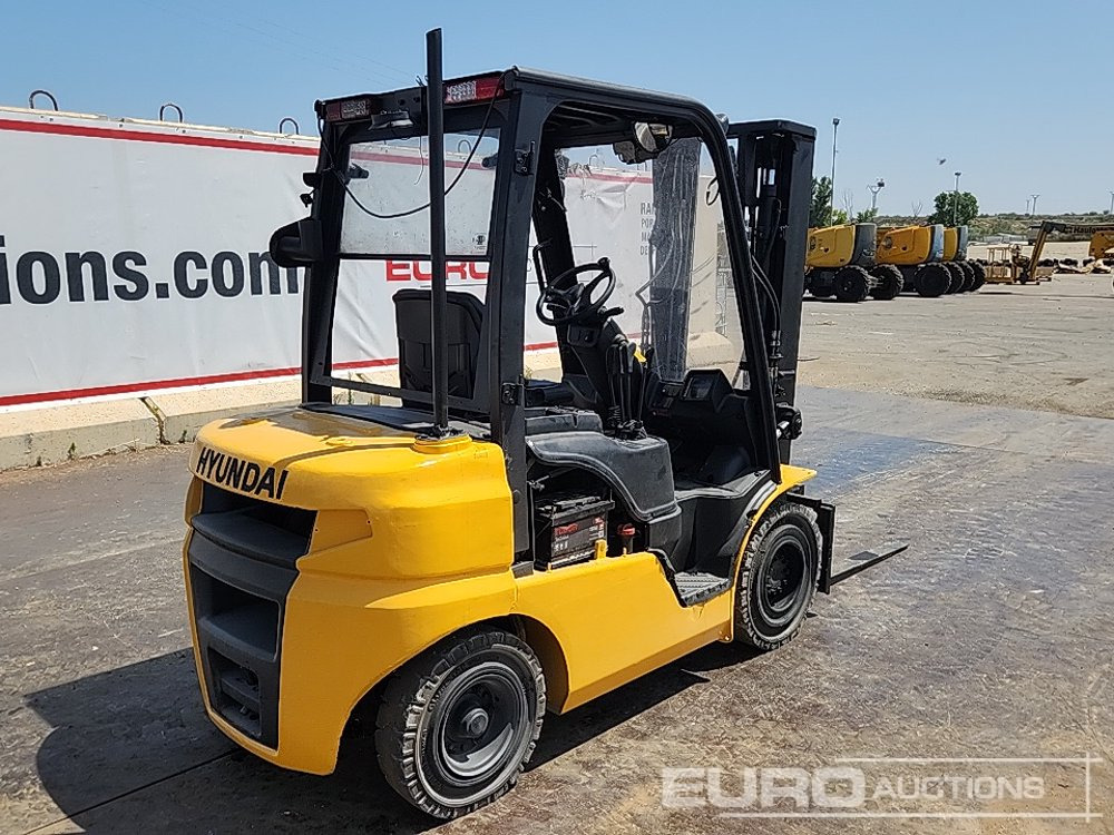 2018 Hyundai 25D-9E - Forklift: picture 5 2018 Hyundai 25D-9E - Forklift: picture 5