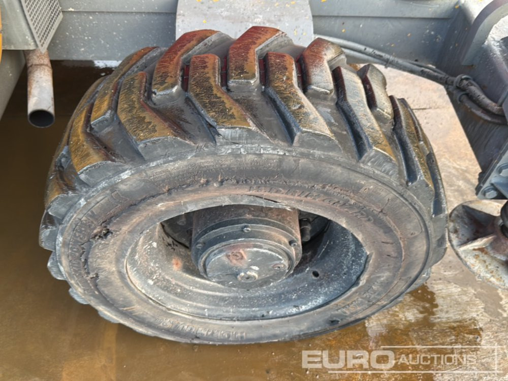 Scissor lift Haulotte H15SX: picture 9 Scissor lift Haulotte H15SX: picture 9