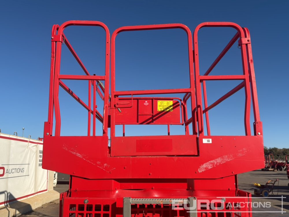 Scissor lift JLG 4069LE: picture 16