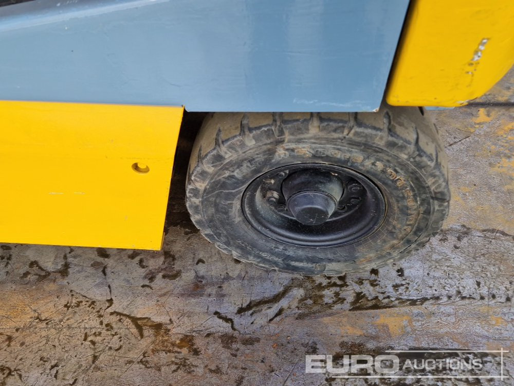 Forklift Komatsu FB10EX-7: picture 10