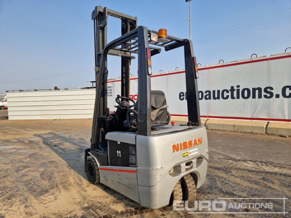 Nissan 1N1L18Q - Forklift: picture 3 Nissan 1N1L18Q - Forklift: picture 3