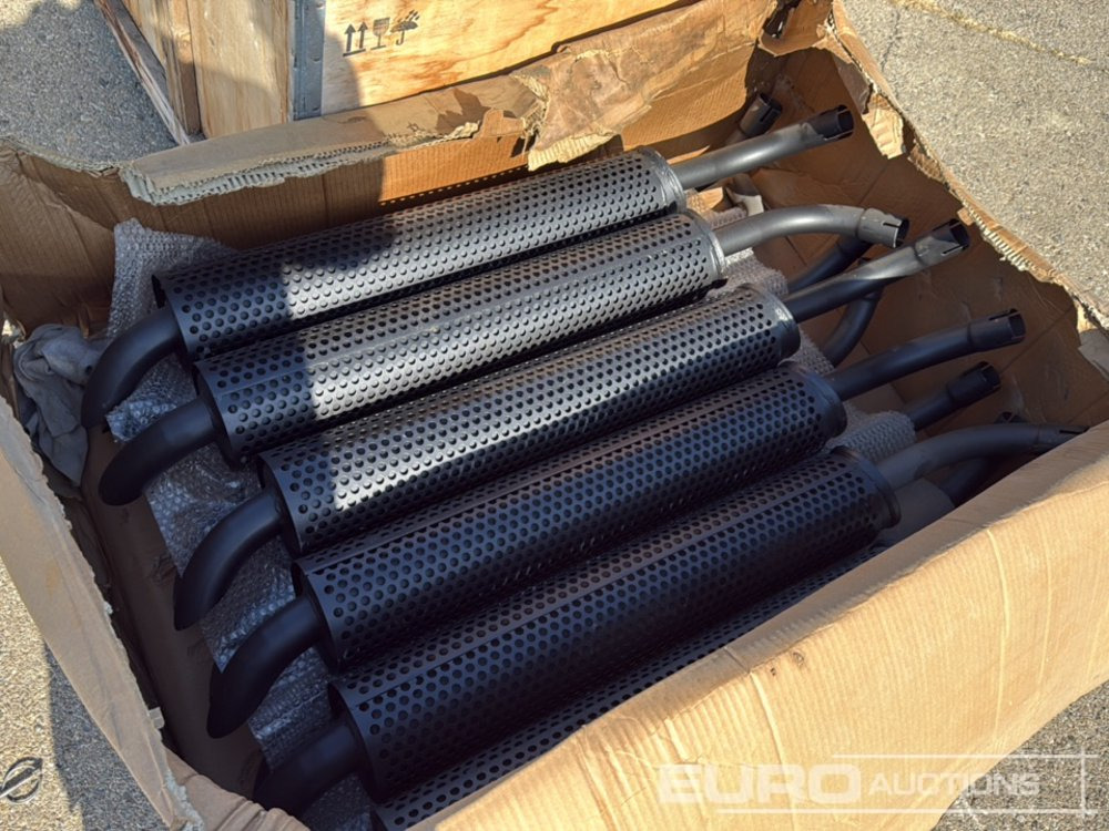 Pallet of Exhaust Silencers to Suit Deuz Motors for Ausa (12 of) - Construction equipment: picture 2 Pallet of Exhaust Silencers to Suit Deuz Motors for Ausa (12 of) - Construction equipment: picture 2