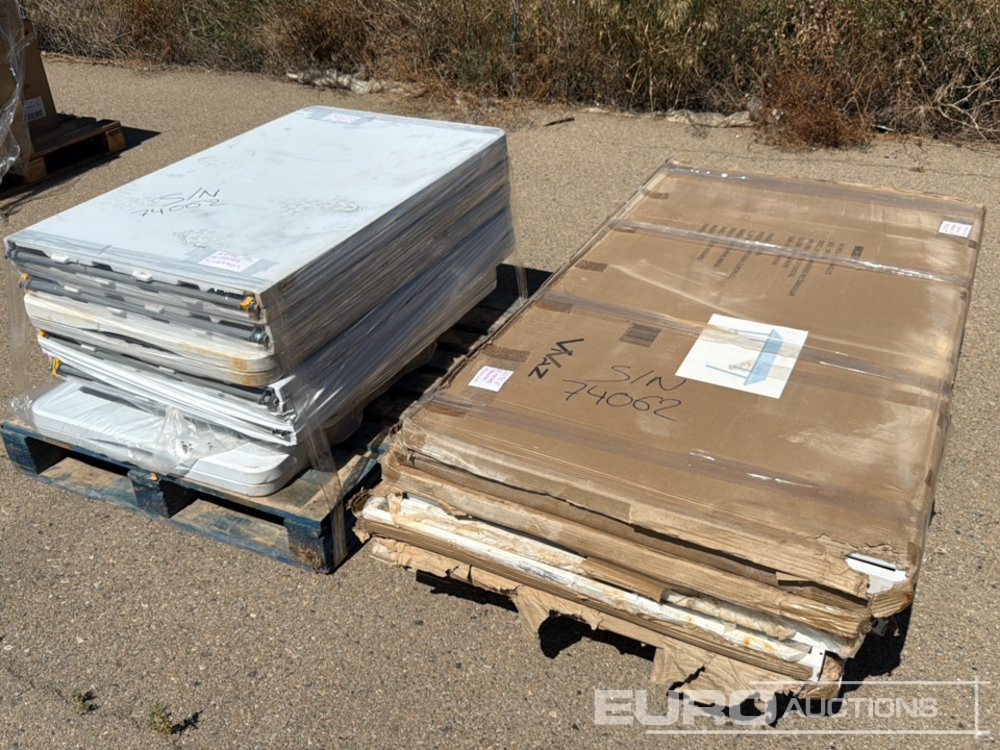 Pallet of Tables (14 of) - Tool/ Equipment: picture 2 Pallet of Tables (14 of) - Tool/ Equipment: picture 2