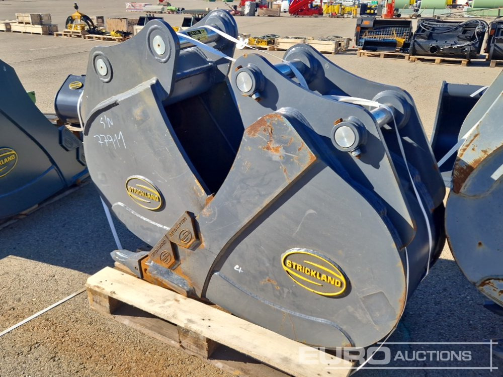 Strickland BT13 - Bucket: picture 2 Strickland BT13 - Bucket: picture 2