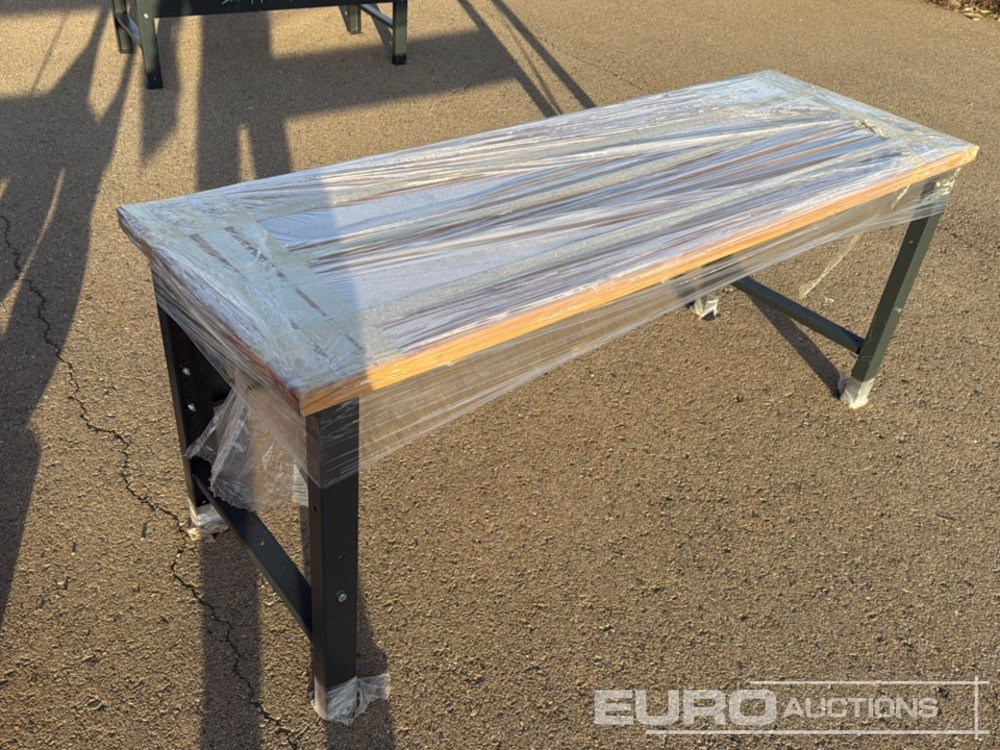 Wooden Work Table - Construction equipment: picture 4 Wooden Work Table - Construction equipment: picture 4