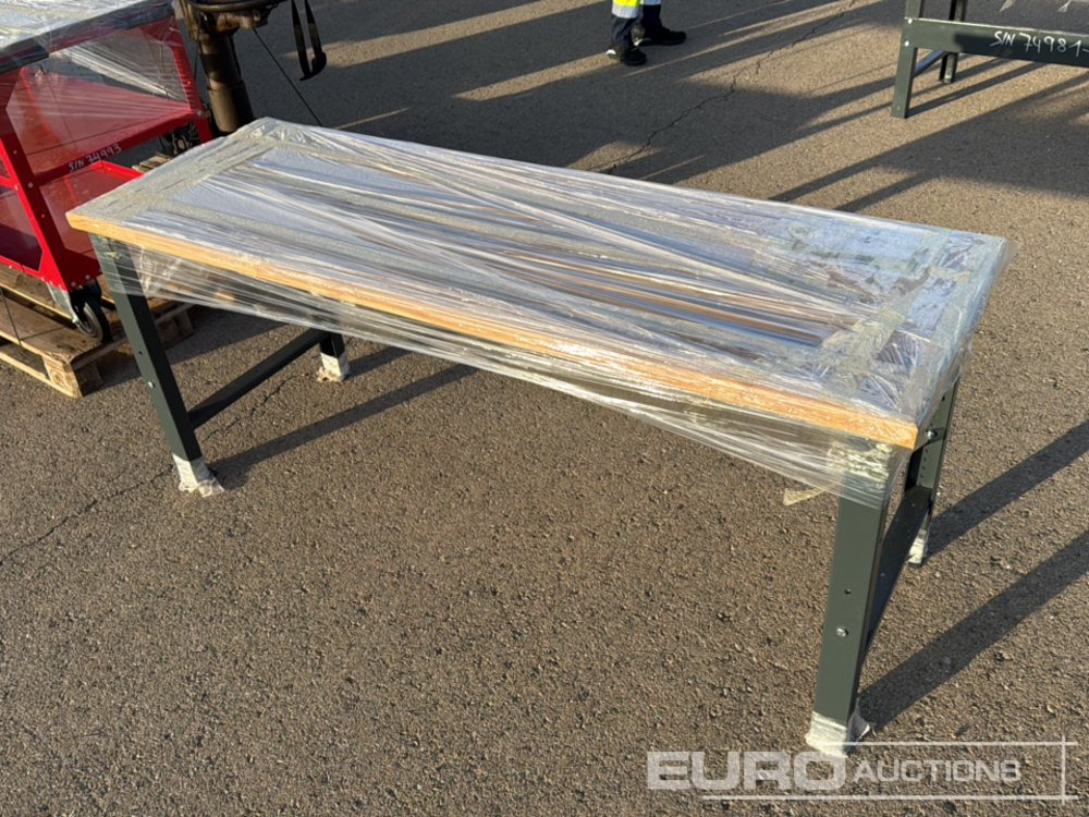 Wooden Work Table - Construction equipment: picture 3 Wooden Work Table - Construction equipment: picture 3