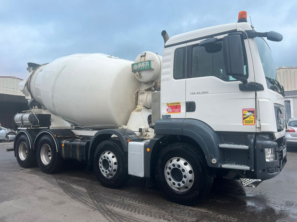 MAN TGS 32.360 - Concrete mixer truck: picture 2 MAN TGS 32.360 - Concrete mixer truck: picture 2