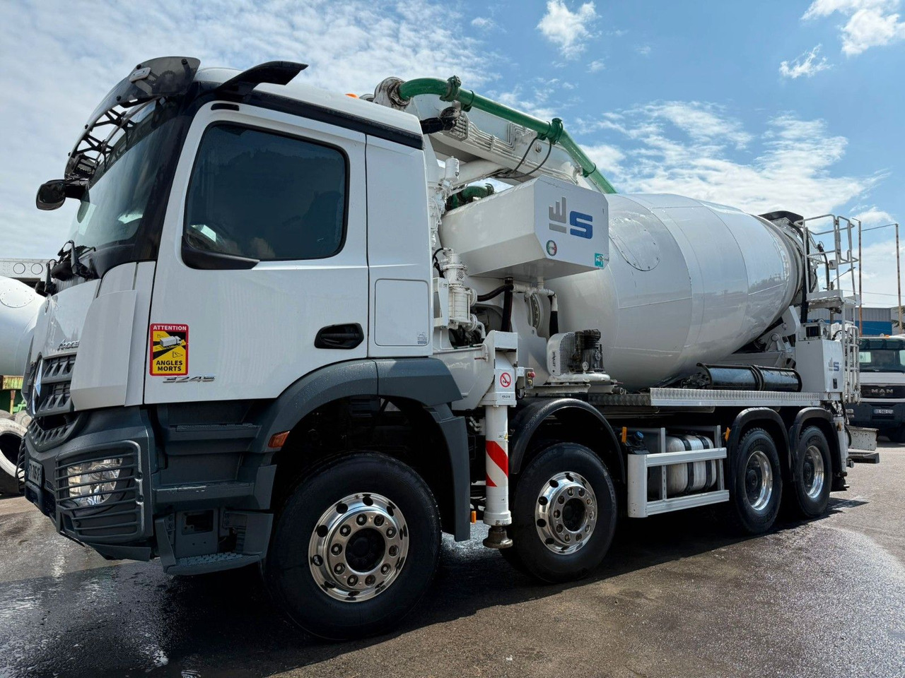 Mercedes-Benz 3246 - Concrete mixer truck: picture 1 Mercedes-Benz 3246 - Concrete mixer truck: picture 1