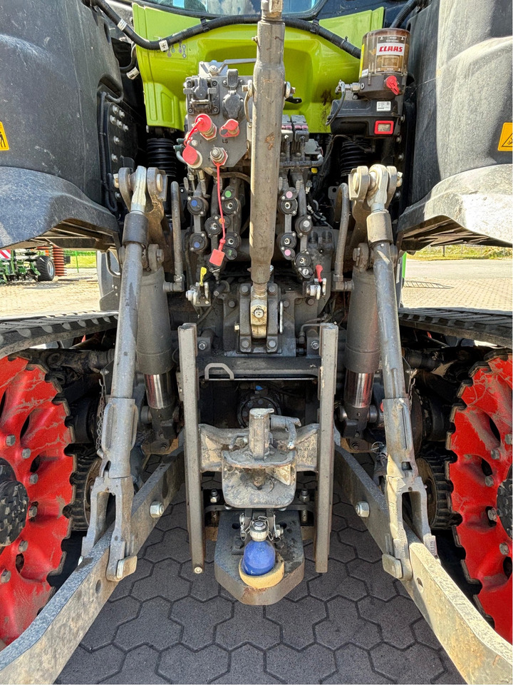 Farm tractor Claas Axion 960 TerraTrac: picture 6
