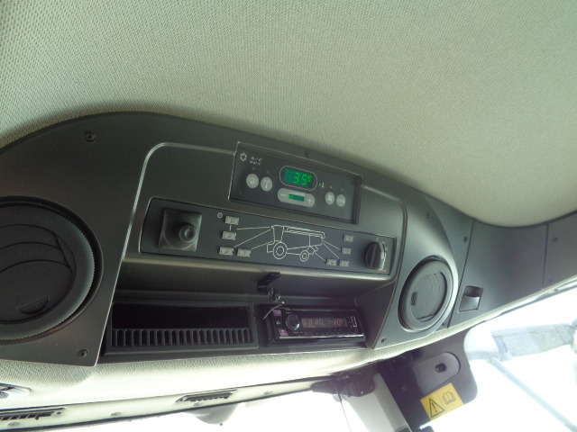 Claas Lexion 7700 TT - Combine harvester: picture 2 Claas Lexion 7700 TT - Combine harvester: picture 2