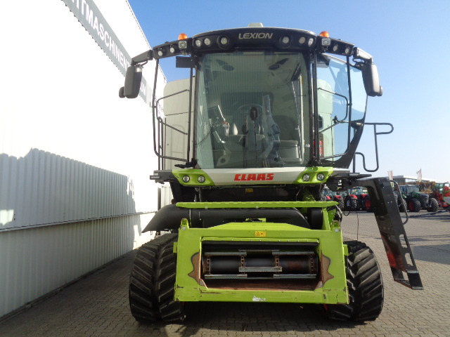 Combine harvester Claas Lexion 7700 TT: picture 16