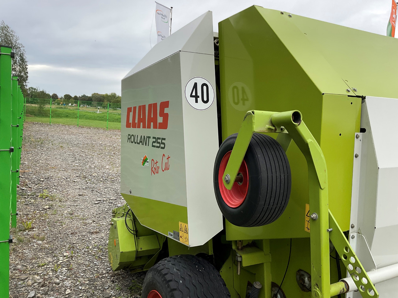 Claas Rollant 255RC - Hay and forage equipment: picture 5 Claas Rollant 255RC - Hay and forage equipment: picture 5