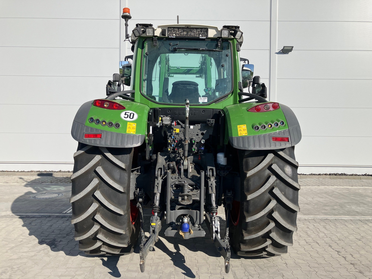 Fendt 718 Vario Gen6 Power Setting2 - Farm tractor: picture 3 Fendt 718 Vario Gen6 Power Setting2 - Farm tractor: picture 3