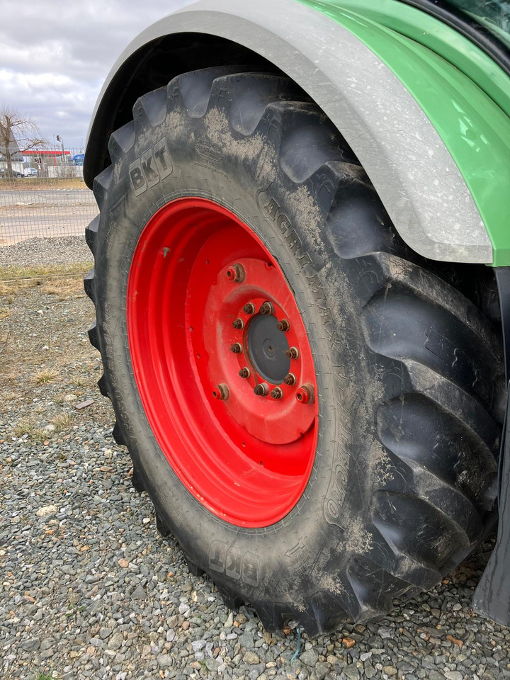 Farm tractor Fendt 718 Vario Profi: picture 6