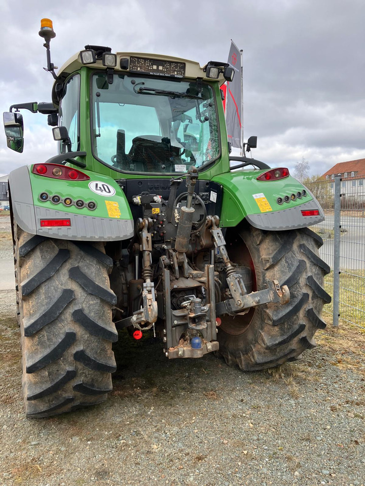Fendt 718 Vario S4 Power Plus - Farm tractor: picture 2 Fendt 718 Vario S4 Power Plus - Farm tractor: picture 2