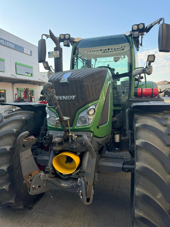 Fendt 718 Vario S4 ProfiPlus - Farm tractor: picture 1 Fendt 718 Vario S4 ProfiPlus - Farm tractor: picture 1