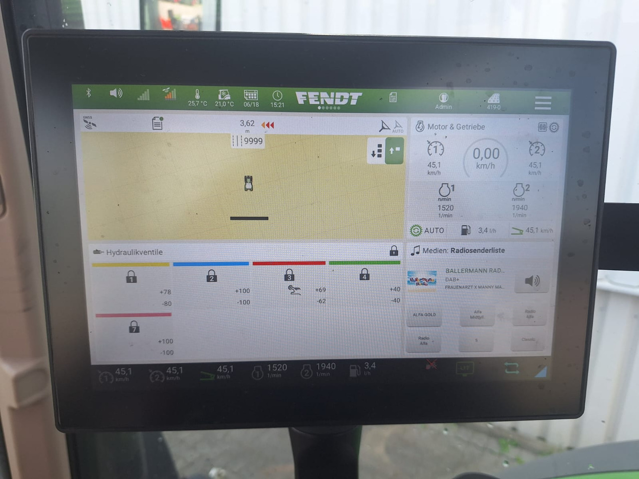 Fendt 724 Vario Gen6 Profi  Setting2 - Farm tractor: picture 4 Fendt 724 Vario Gen6 Profi  Setting2 - Farm tractor: picture 4