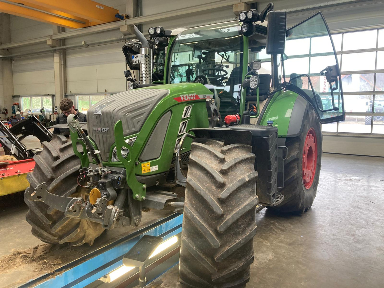 Fendt 724 Vario Gen6 Profi Setting2 - Farm tractor: picture 1 Fendt 724 Vario Gen6 Profi Setting2 - Farm tractor: picture 1