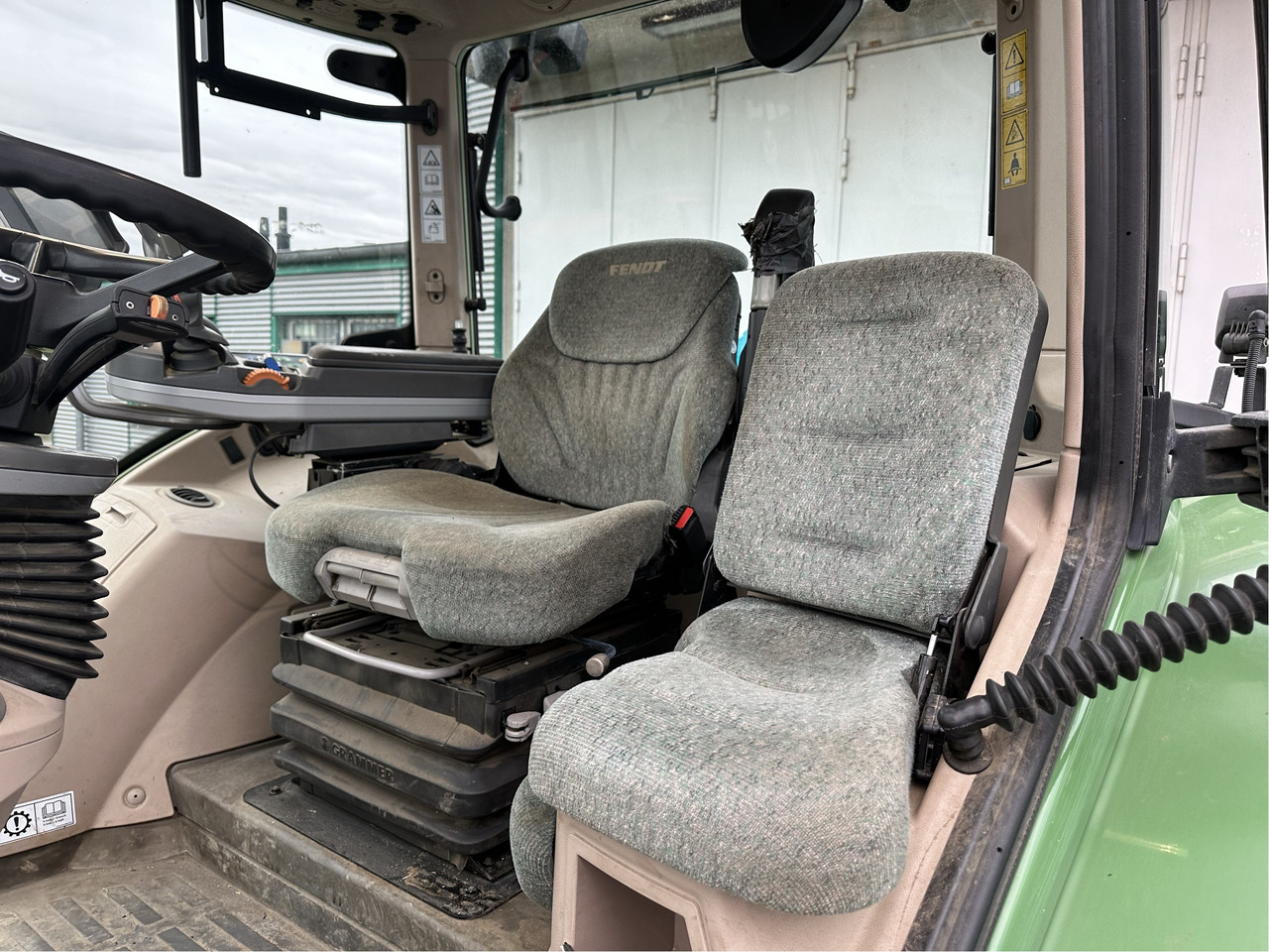 Fendt 724 Vario S4 ProfiPlus - Farm tractor: picture 4 Fendt 724 Vario S4 ProfiPlus - Farm tractor: picture 4