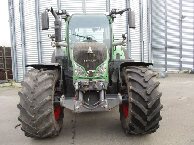 Farm tractor Fendt 724 Vario SCR Profi Plus: picture 13