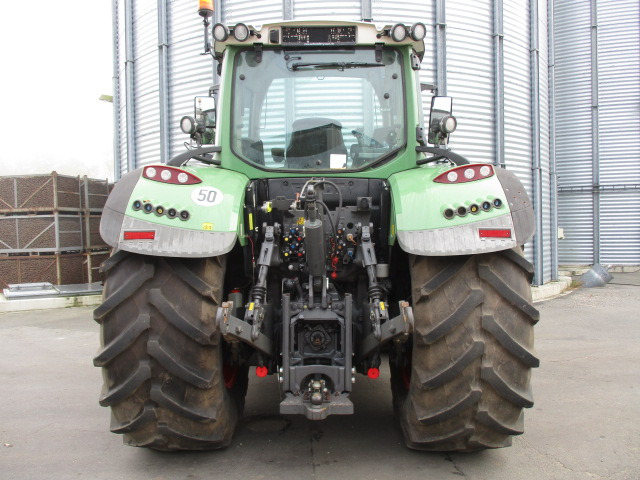 Farm tractor Fendt 724 Vario SCR Profi Plus: picture 12