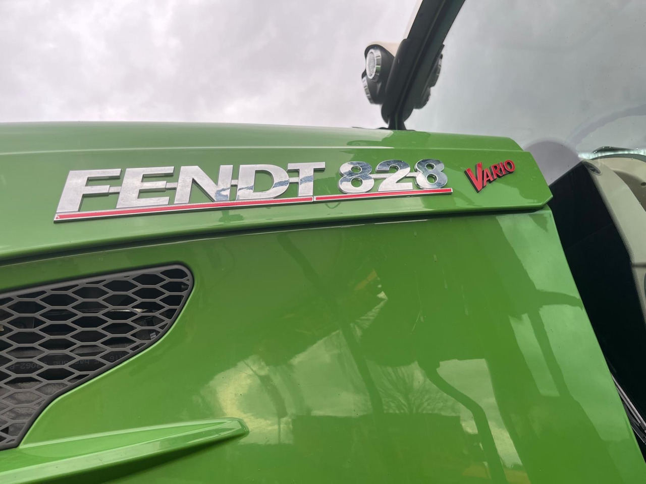 Fendt 828 Vario ProfiPlus Garantie - Farm tractor: picture 3 Fendt 828 Vario ProfiPlus Garantie - Farm tractor: picture 3