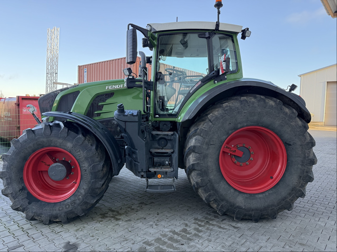 Farm tractor Fendt 828 Vario ProfiPlus Motor NEU: picture 9