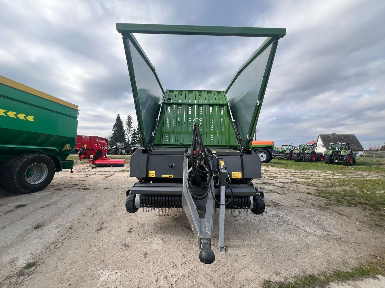 Fendt Tigo 75 XR - T-FLF2 - 0001 - D - Self-loading wagon: picture 4 Fendt Tigo 75 XR - T-FLF2 - 0001 - D - Self-loading wagon: picture 4