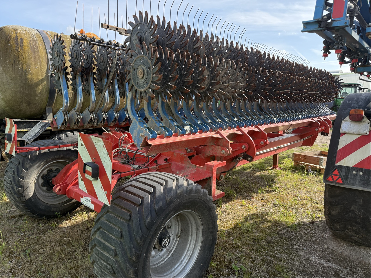 Hatzenbichler Rotorstriegel 12 - Livestock equipment: picture 1 Hatzenbichler Rotorstriegel 12 - Livestock equipment: picture 1