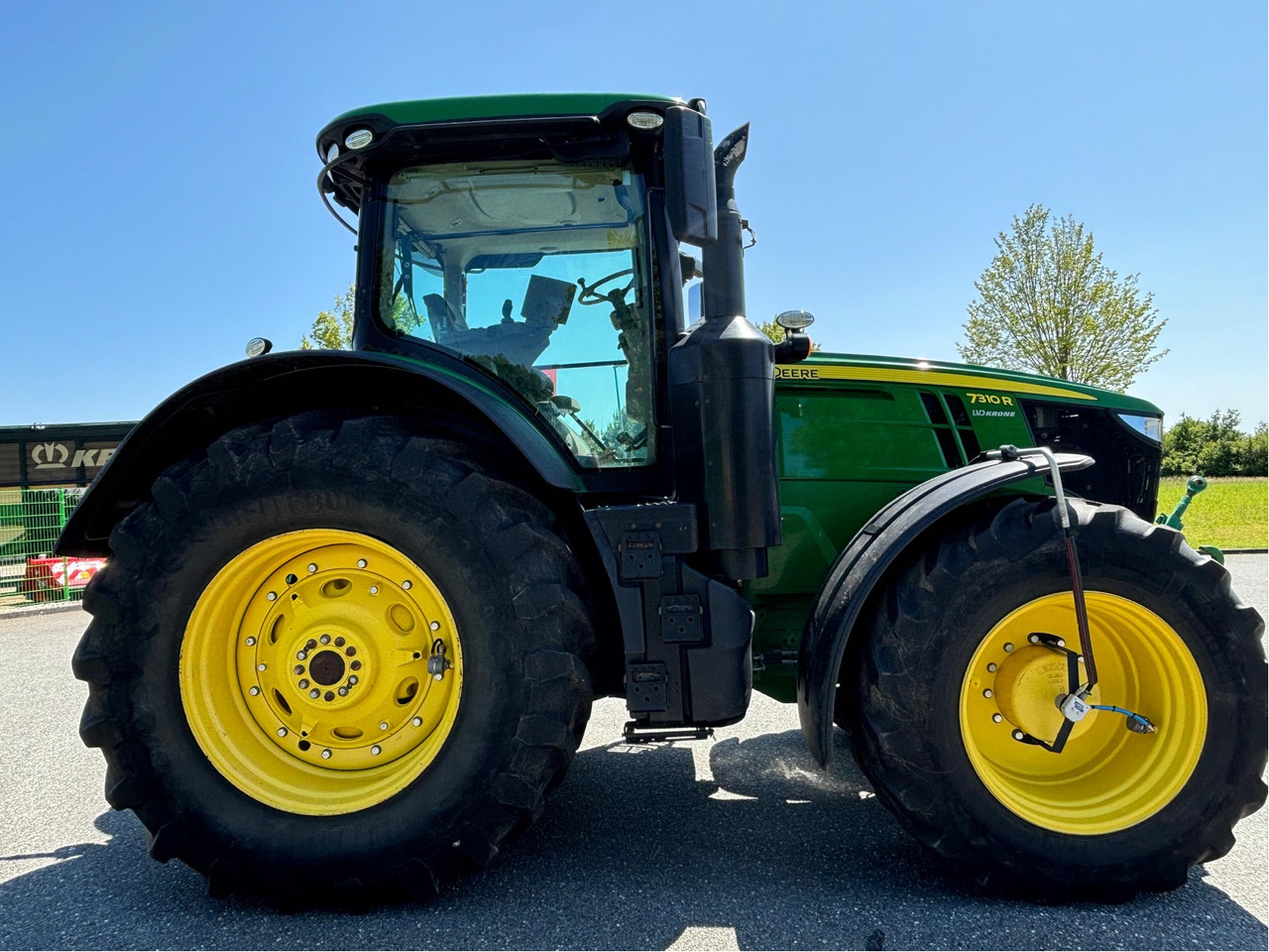 John Deere 7310 R AutoPower - Farm tractor: picture 2 John Deere 7310 R AutoPower - Farm tractor: picture 2