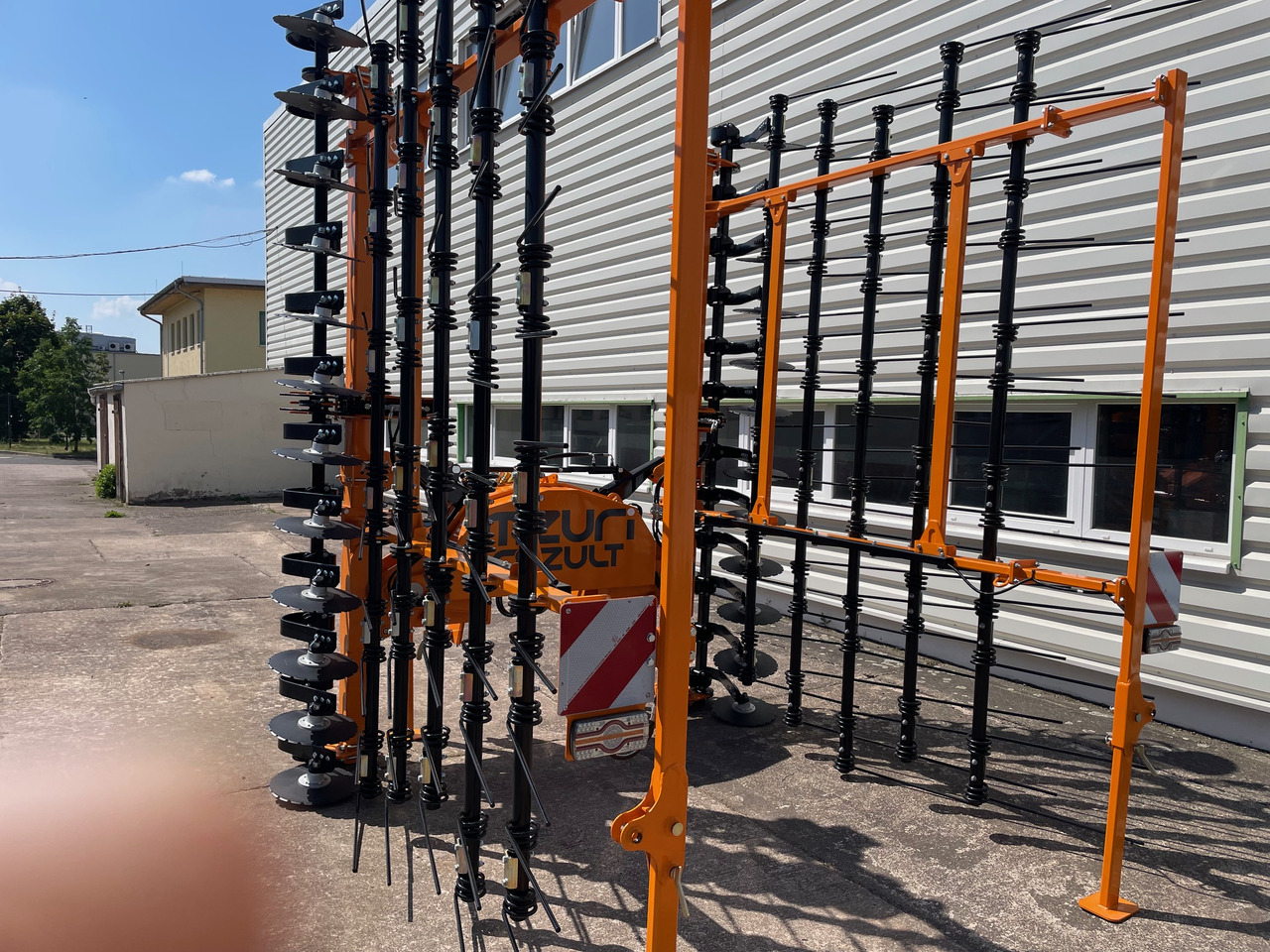 Mezuri Rzult 7,5m professional - Harrow: picture 2 Mezuri Rzult 7,5m professional - Harrow: picture 2