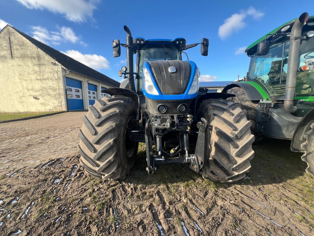 New Holland T7.315 - Farm tractor: picture 3 New Holland T7.315 - Farm tractor: picture 3
