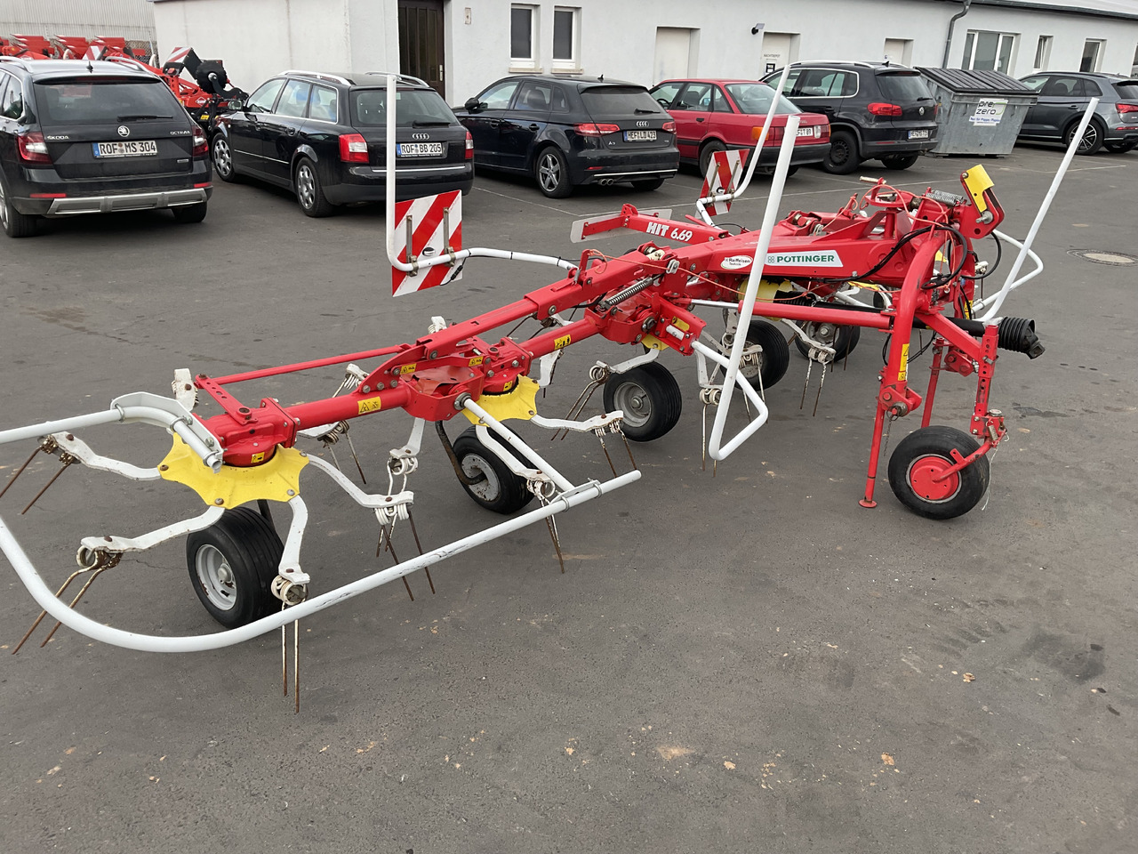 Pöttinger 6.69 Hit - Tedder/ Rake: picture 3 Pöttinger 6.69 Hit - Tedder/ Rake: picture 3