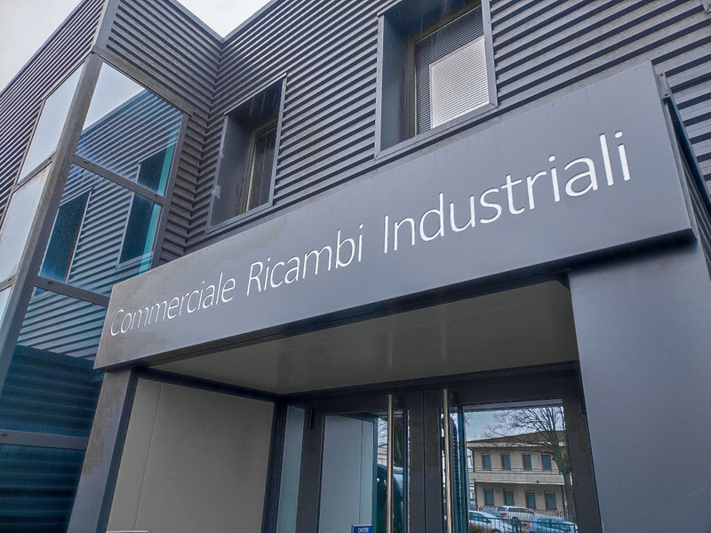 Iveco EDC ECU - ECU for Truck: picture 5 Iveco EDC ECU - ECU for Truck: picture 5