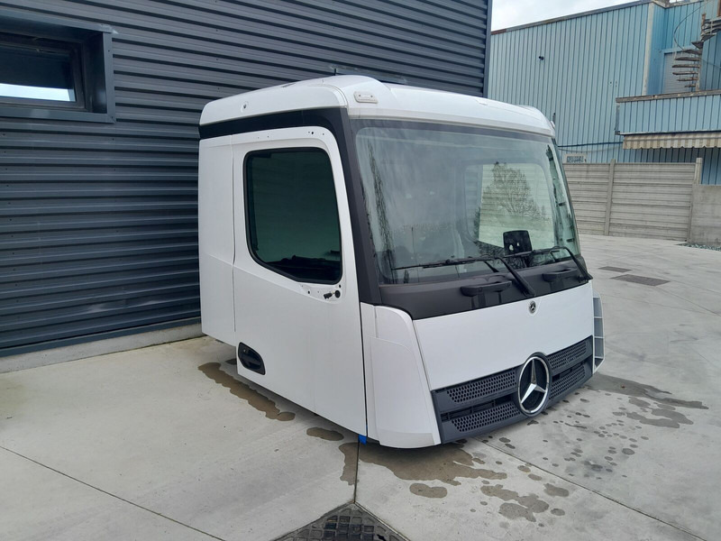 Mercedes-Benz AROCS ANTOS E6 - MP4 - Cab and interior for Truck: picture 4 Mercedes-Benz AROCS ANTOS E6 - MP4 - Cab and interior for Truck: picture 4