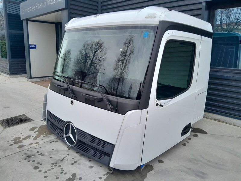 Mercedes-Benz AROCS ANTOS E6 - MP4 - Cab and interior for Truck: picture 3 Mercedes-Benz AROCS ANTOS E6 - MP4 - Cab and interior for Truck: picture 3