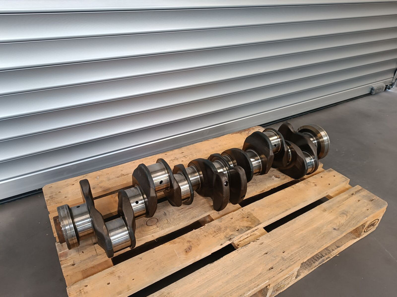 Volvo 20486222 - Crankshaft for Truck: picture 2 Volvo 20486222 - Crankshaft for Truck: picture 2