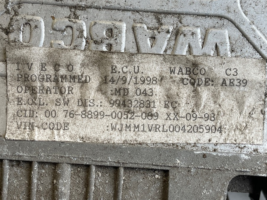 IVECO ECU 4460040660 - Electrical system for Truck: picture 3 IVECO ECU 4460040660 - Electrical system for Truck: picture 3