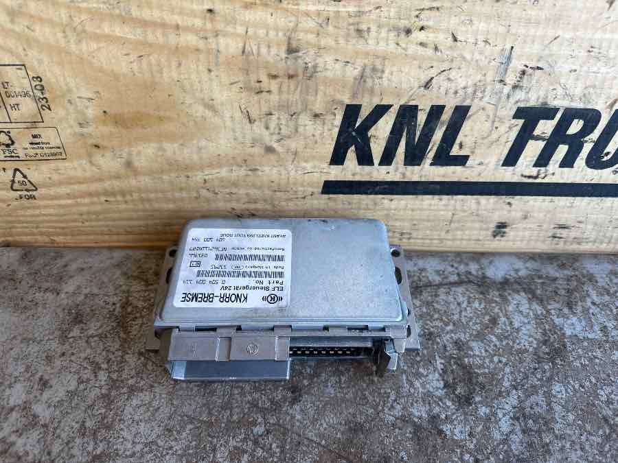 IVECO ECU BUS 504100354 - ECU for Bus: picture 2 IVECO ECU BUS 504100354 - ECU for Bus: picture 2