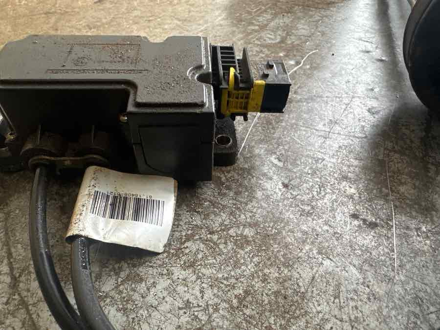 MAN ADBLUE LEVER 81.15408-6102 - AdBlue tank for Truck: picture 2 MAN ADBLUE LEVER 81.15408-6102 - AdBlue tank for Truck: picture 2