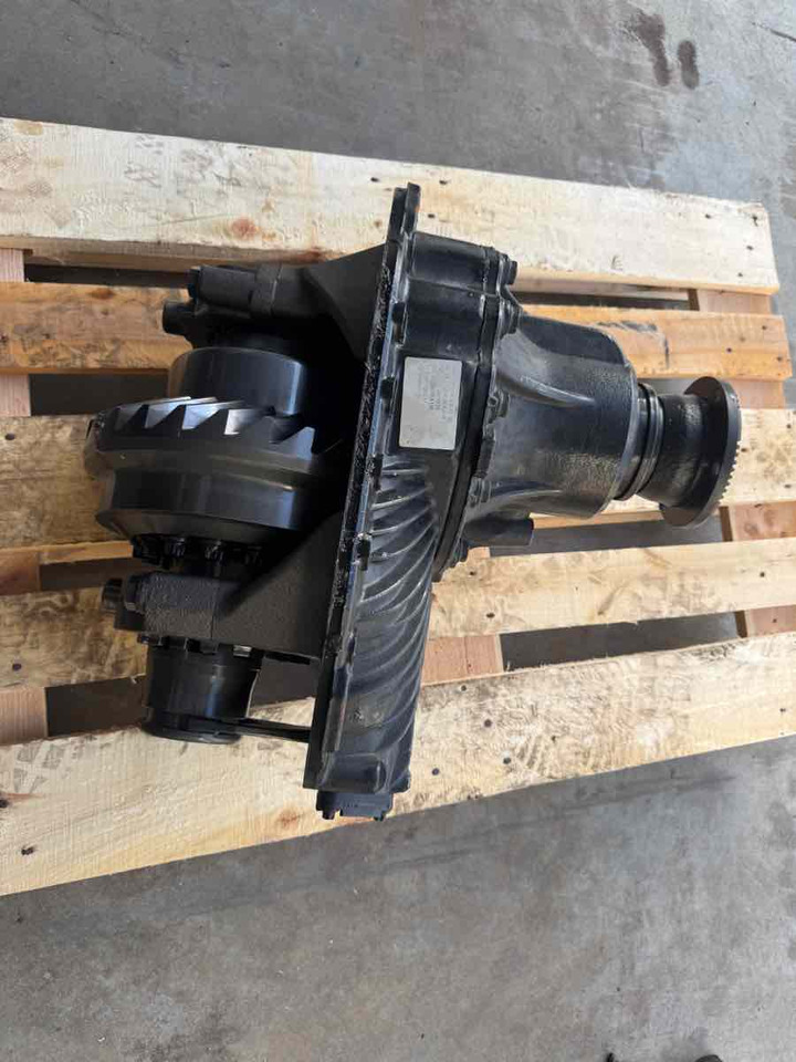 MAN DIFF HP-1352 - 6.824 // 81.35010-6195 - Differential gear for Truck: picture 3 MAN DIFF HP-1352 - 6.824 // 81.35010-6195 - Differential gear for Truck: picture 3