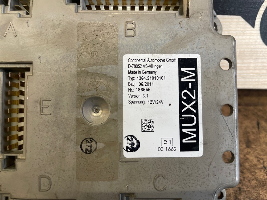 MAN ECU MUX2-M 1364.21010101 - Electrical system for Truck: picture 2 MAN ECU MUX2-M 1364.21010101 - Electrical system for Truck: picture 2