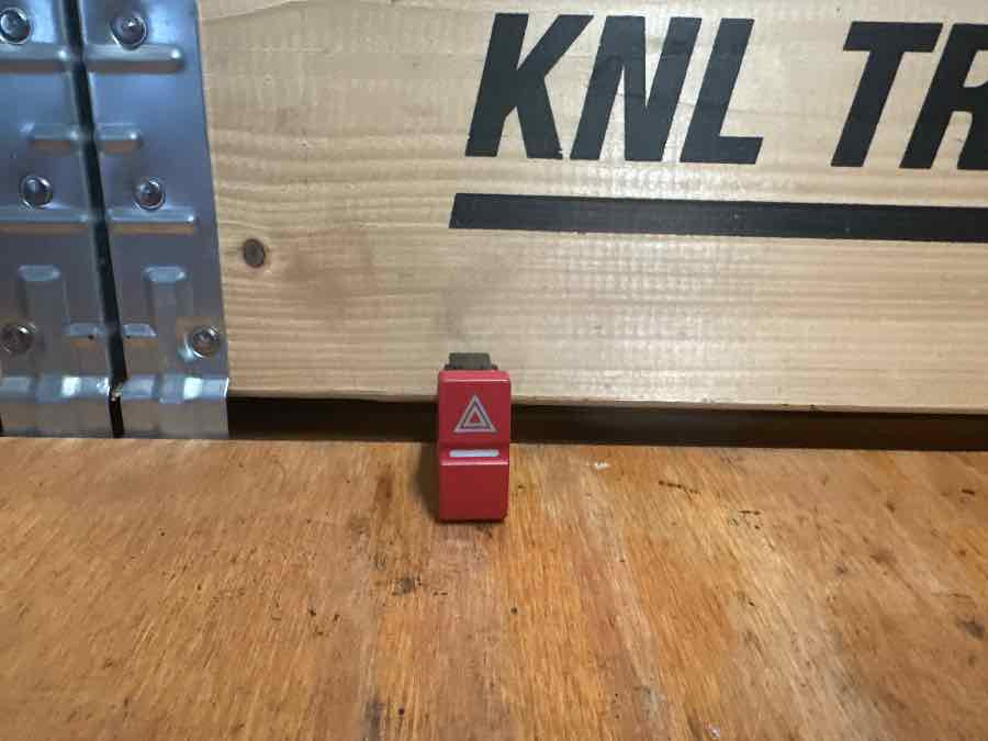 MAN SWITCH 81.25503-0356 - Cab and interior for Truck: picture 1 MAN SWITCH 81.25503-0356 - Cab and interior for Truck: picture 1