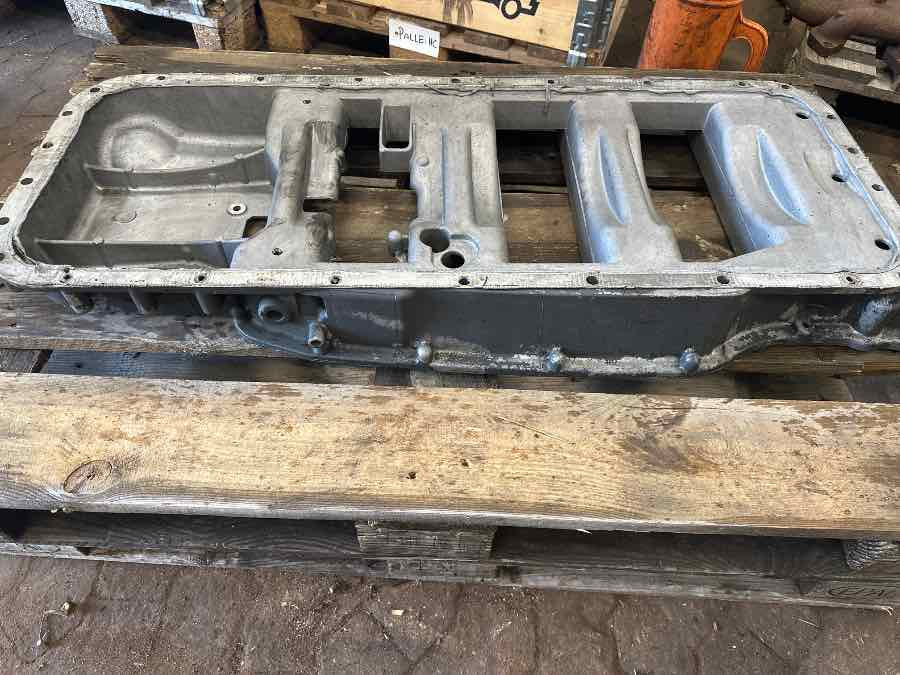 SCANIA LADDER FRAME OIL SUMP 2515486 - Engine and parts for Truck: picture 2 SCANIA LADDER FRAME OIL SUMP 2515486 - Engine and parts for Truck: picture 2