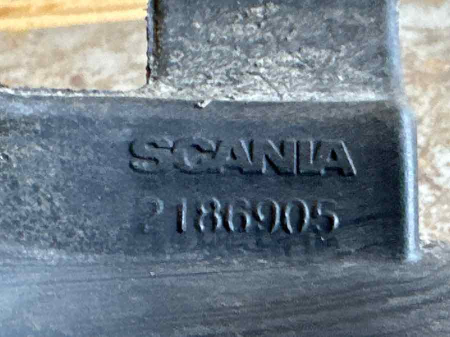 SCANIA PIPE 2186905 - Air intake pipe for Truck: picture 2 SCANIA PIPE 2186905 - Air intake pipe for Truck: picture 2