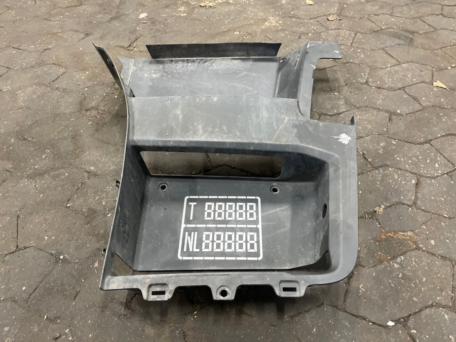 SCANIA STEP PANEL 2559302 - Body and exterior for Truck: picture 1 SCANIA STEP PANEL 2559302 - Body and exterior for Truck: picture 1