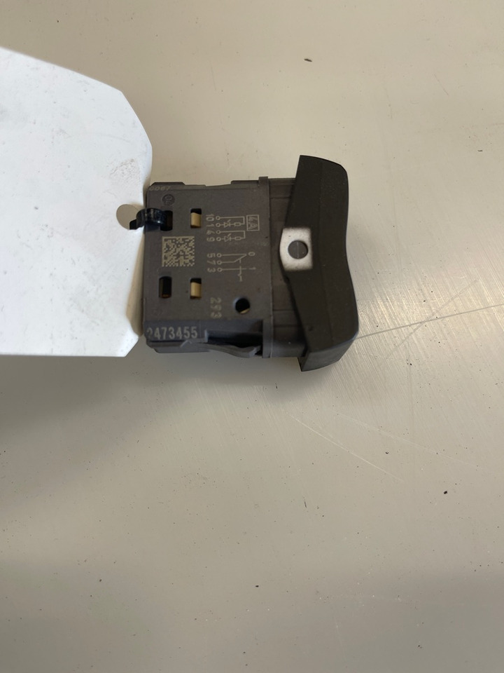 SCANIA SWITCH 2473455 - Dashboard for Truck: picture 1 SCANIA SWITCH 2473455 - Dashboard for Truck: picture 1