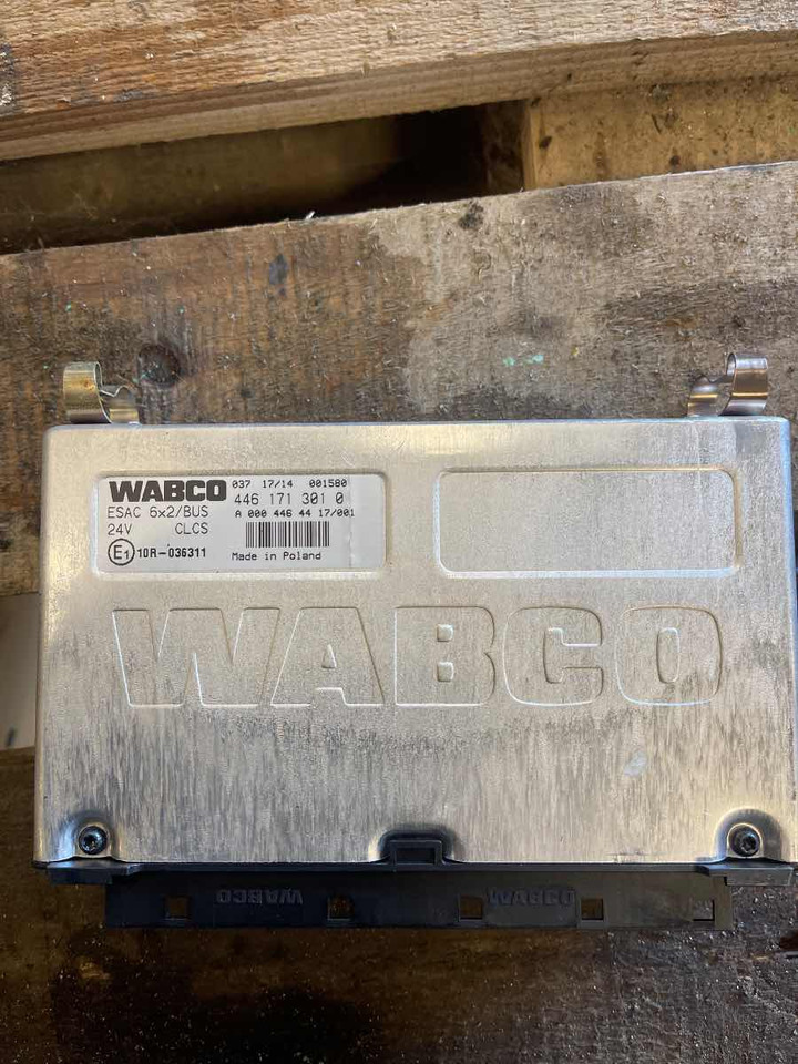 SETRA / MERCEDES ECU A0004464417 - ECU for Bus: picture 1 SETRA / MERCEDES ECU A0004464417 - ECU for Bus: picture 1
