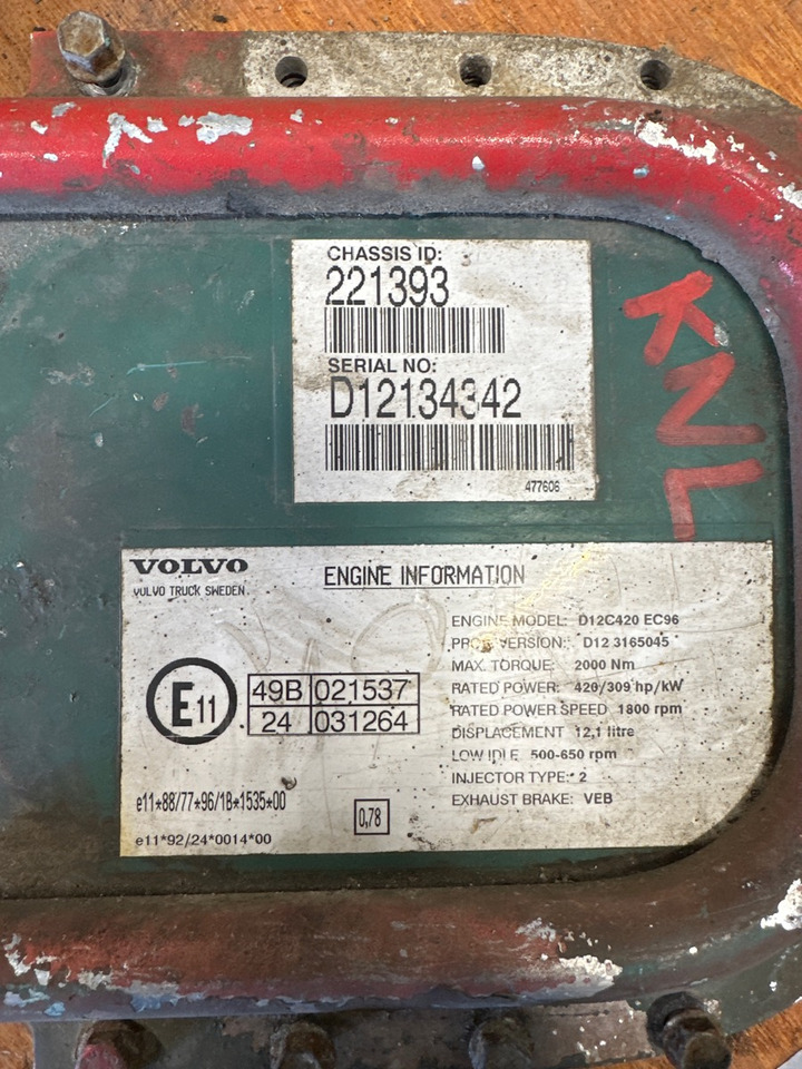 VOLVO ECU 8170700 P06 - ECU for Truck: picture 2 VOLVO ECU 8170700 P06 - ECU for Truck: picture 2