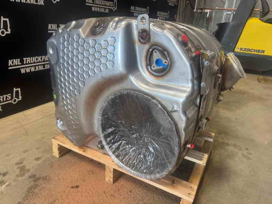 VOLVO EXHAUST 24617946 - Exhaust system for Truck: picture 2 VOLVO EXHAUST 24617946 - Exhaust system for Truck: picture 2